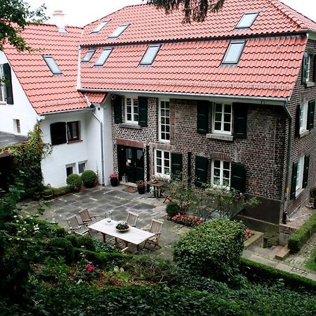 راتينغن Landhaus In Idyllischer, Ruhiger Lage Und Flughafennaehe المظهر الخارجي الصورة